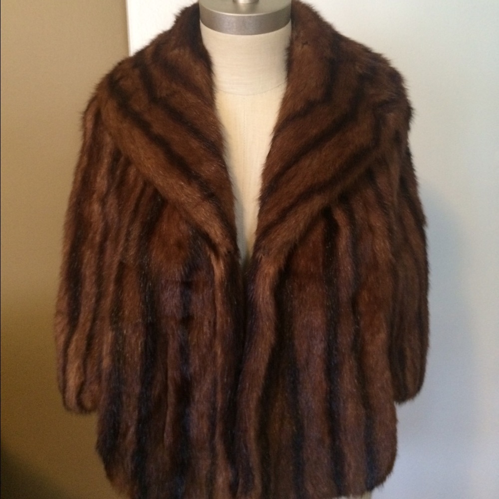 vintage 60's fur capelet